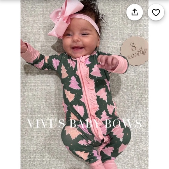 Poppy Kids Co Pink Christmas Tree Holiday Ruffle Bamboo Romper Pajamas - Picture 2 of 9